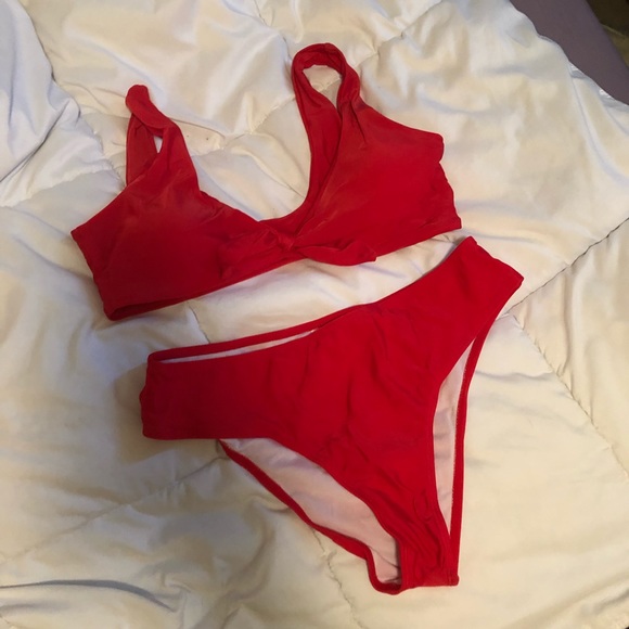 NEW Tie Front Red Cheeky Bikini - Picture 3 of 4